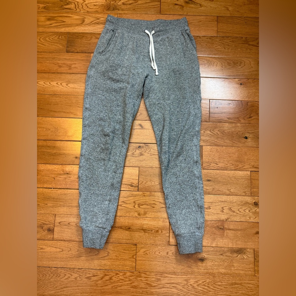 Roots Heather Gray Joggers NWOT